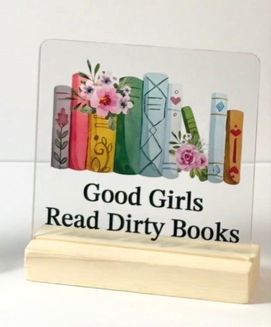 Cute Book Lover Shelf Decor