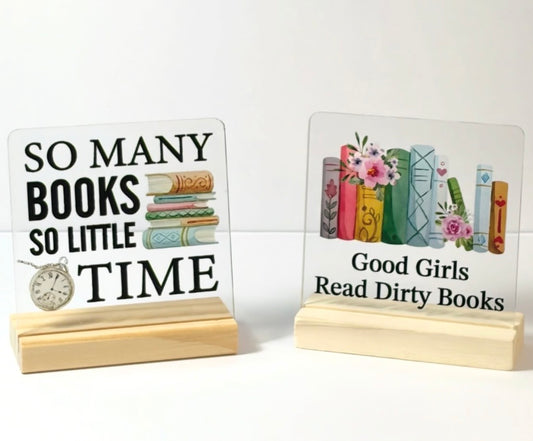Cute Book Lover Shelf Decor