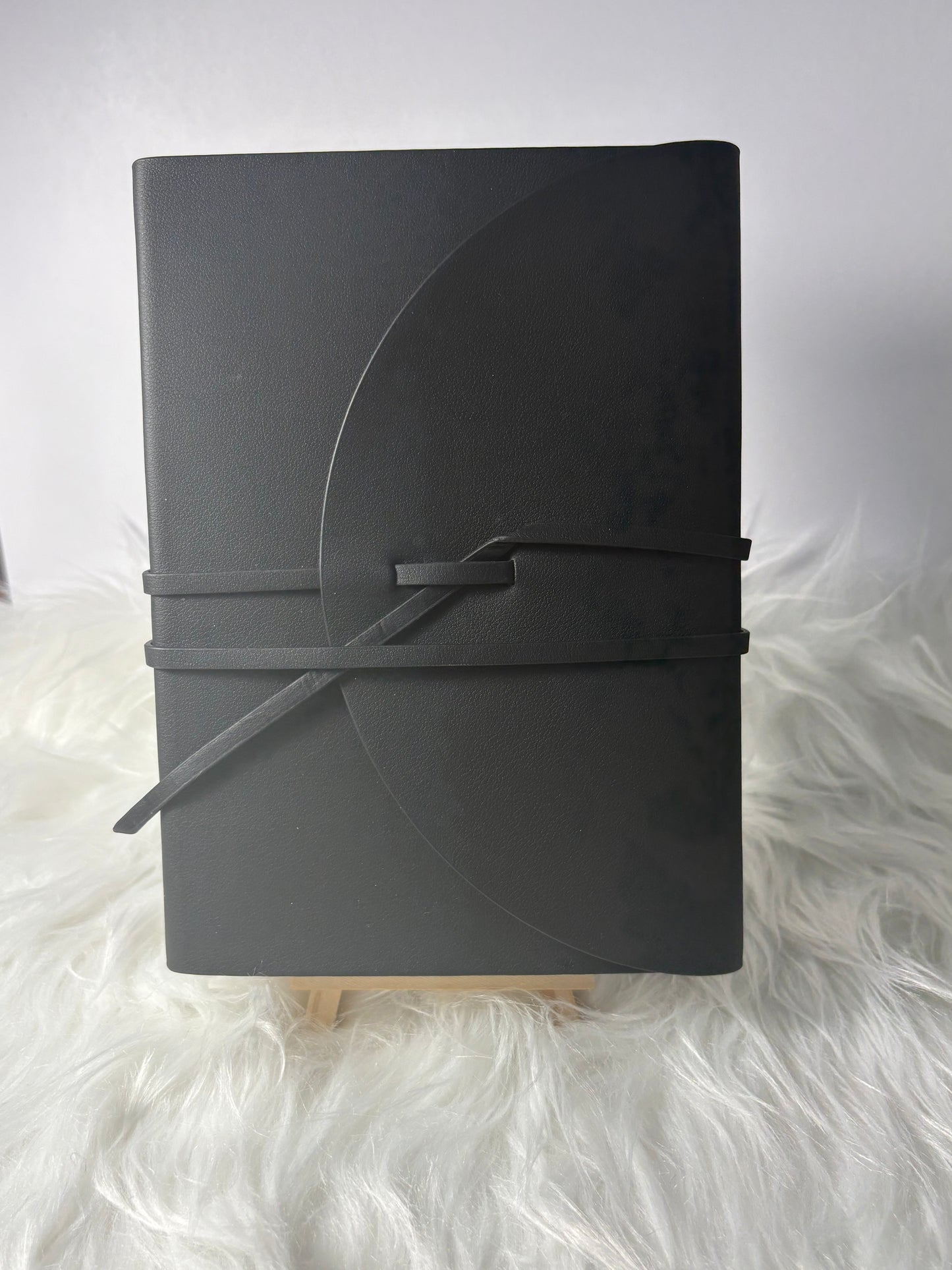 A5 Vegan Leather Traveler’s Notebook | Thick Lined Pages